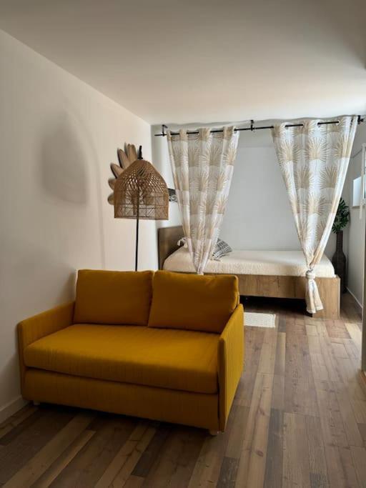 شقة Petite Maison De Plage كوستا دا كاباريكا المظهر الخارجي الصورة